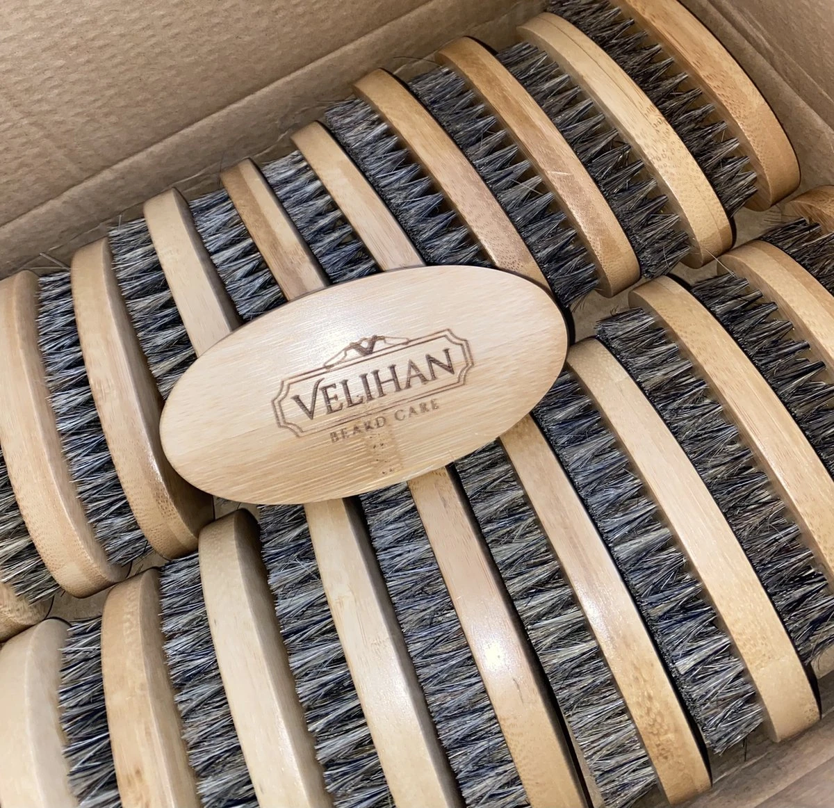 Velihan Beardcare- Baardborstel- Styling- Baard Verzorging- Voor Na Gebruik Van Baard Olie En Balsem- Baard Borstel- Baardborstels 4 Velihan Beardcare- Baardborstel- Styling- Baard Verzorging- Voor Na Gebruik Van Baard Olie En Balsem- Baard Borstel- Baardborstels - Afbeelding 4