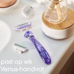 Gillette Venus Deluxe Smooth Swirl Scheermesjes Voor Vrouwen - 8 Navulmesjes -Verzorgingsproductenwinkel 1200x1196 7