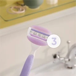 Gillette Venus Comfortglide Breeze Scheermesjes Voor Vrouwen - 8 Navulmesjes -Verzorgingsproductenwinkel 1200x1198 2