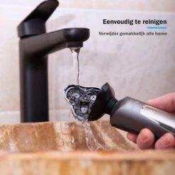 Teeco Scheerapparaat Mannen - Nat En Droog Scheren - LED Display - Beschermkap - Zwart 11 Teeco Scheerapparaat Mannen - Nat En Droog Scheren - LED Display - Beschermkap - Zwart -Verzorgingsproductenwinkel 1200x1200 1566