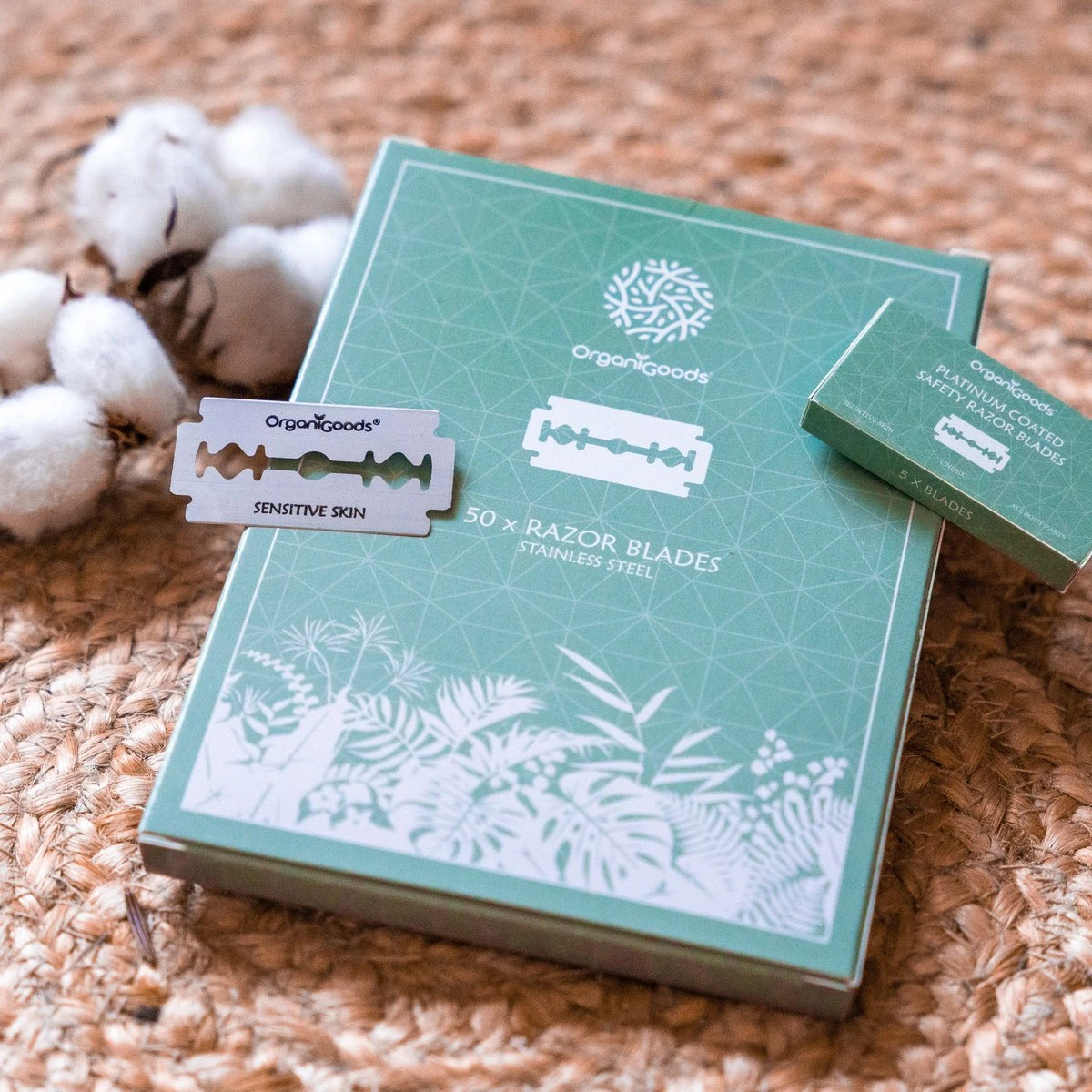 OrganiGoods Safety Razor Blades - 50 Stuks - Mesjes - Platinum Scheermesjes - Navulling Mesjes - Alle Lichaamsdelen - Double Edge Blade Scheermes - Zero Waste 2 OrganiGoods Safety Razor Blades - 50 Stuks - Mesjes - Platinum Scheermesjes - Navulling Mesjes - Alle Lichaamsdelen - Double Edge Blade Scheermes - Zero Waste - Afbeelding 2