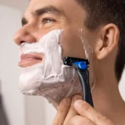 BIC Hybrid 3 Flex Scheermesjes Voor Mannen - 12 Navulmesjes - Geen Houder 13 BIC Hybrid 3 Flex Scheermesjes Voor Mannen - 12 Navulmesjes - Geen Houder -Verzorgingsproductenwinkel 1200x1200 502