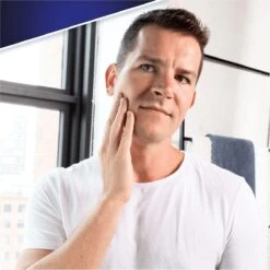 Gillette® Gillette Skinguard Sensitive Scheermesjes Mannen - 8 Stuks -Verzorgingsproductenwinkel 1200x1200 514