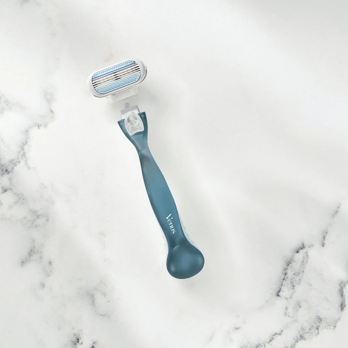 Gillette Venus Smooth Scheersysteem Voor Vrouwen + 1 Navulmesje - Scheermes 8 Gillette Venus Smooth Scheersysteem Voor Vrouwen + 1 Navulmesje - Scheermes - Afbeelding 8