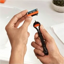 Gillette® Gillette Fusion5 Scheermesjes - 16 Navulmesjes - Brievenbusverpakking -Verzorgingsproductenwinkel 1200x1200 593