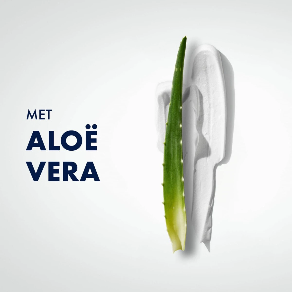 Gillette® Gillette Scheerschuim Mannen Voor Gevoelige Huid - 6x250ml Voordeelverpakking 3 Gillette® Gillette Scheerschuim Mannen Voor Gevoelige Huid - 6x250ml Voordeelverpakking - Afbeelding 3