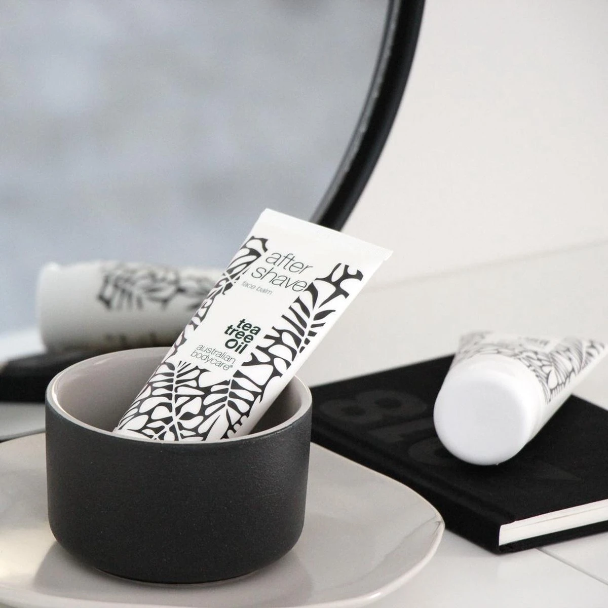 Australian Bodycare Shave Gel 200 Ml - Transparante, Niet-schuimende Scheergel Met Tea Tree Olie Voor Mannen Voor Nauwkeurig En Comfortabel Scheren - Voorkomt Een Branderig Gevoel & Rode Vlekken - Vermindert Ingegroeide Haren 5 Australian Bodycare Shave Gel 200 Ml - Transparante, Niet-schuimende Scheergel Met Tea Tree Olie Voor Mannen Voor Nauwkeurig En Comfortabel Scheren - Voorkomt Een Branderig Gevoel & Rode Vlekken - Vermindert Ingegroeide Haren - Afbeelding 5