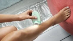 Philips Satinelle Essential BRE265/00 - Epilator - Mintgroen 21 Philips Satinelle Essential BRE265/00 - Epilator - Mintgroen -Verzorgingsproductenwinkel 1200x675 123