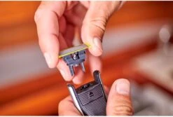 Philips OneBlade Original Blade QP220/50 - Vervangmesjes - 2 Stuks -Verzorgingsproductenwinkel 1200x813 1